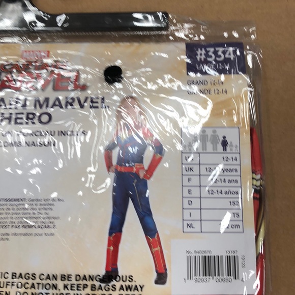 Captain Marvel Children’s Costume New! Blowout Price! - Picture 8 of 8